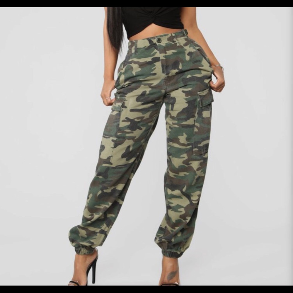 Plus Size Cameo Pants never worn